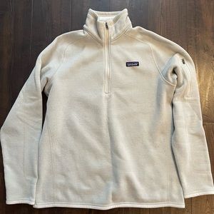 Patagonia women’s quarter zip sweater